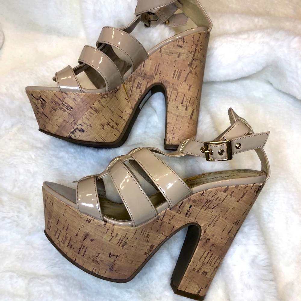 Forever 21 Platform Gladiator, fm Japan!